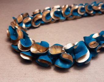 Blue and gold Big Synergie necklace