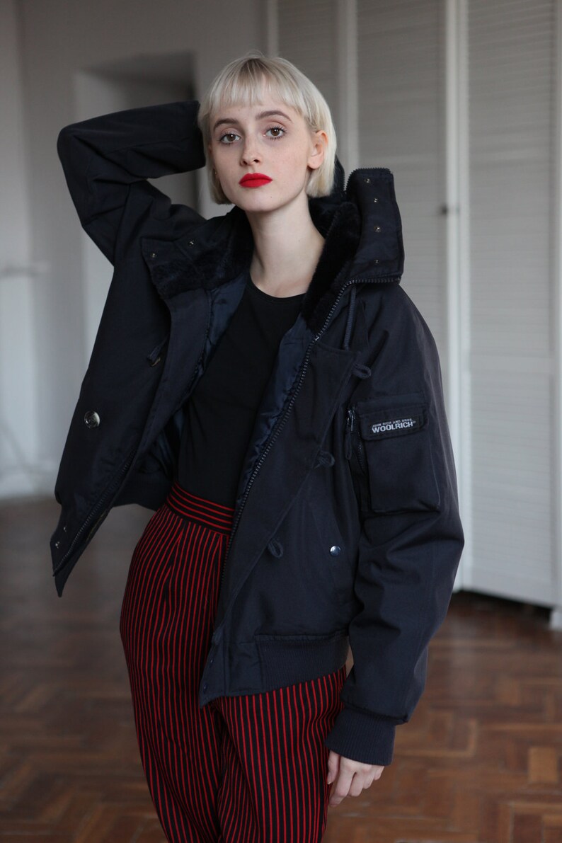 Vintage 90/'s Grunge Bomber Jacket in Navy Blue