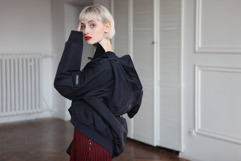 Vintage 90/'s Grunge Bomber Jacket in Navy Blue
