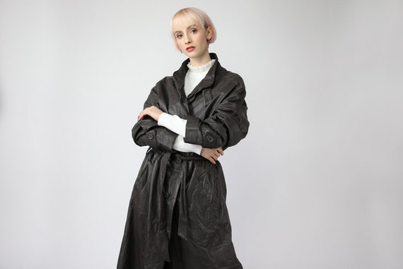 VIntage 90's Leather Trench Coat in Brown size XL