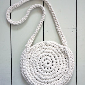 circle rope bag, natural colour bag, summer bag, cross body purse, eco handbag, small shoulder bag, woven round bag, crochet textile bag image 4