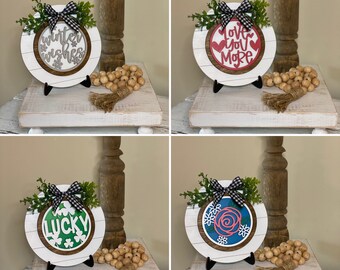 Interchangeable sign for all seasons, tiered tray sign,