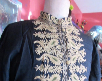 black Silk tunic with elaborate embroidered design, Nehru collar, ethnic, shantung silk, lined, lightweight, excellent condition