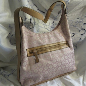 Sac neuf Ouest, rose doux, écru, tissu, cuir, style sacoche, sac à bandoulière, compartiments extérieurs, compartiment portefeuille, excellent état
