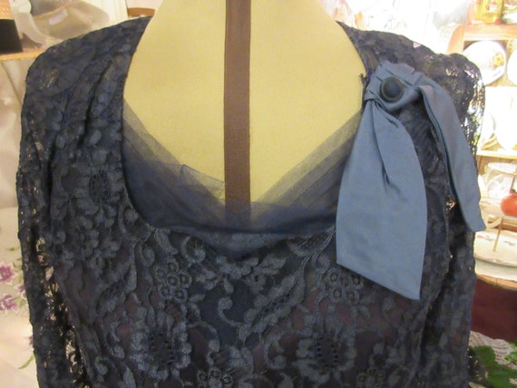 1930's/40's lace evening dress, dark navy lace,, b