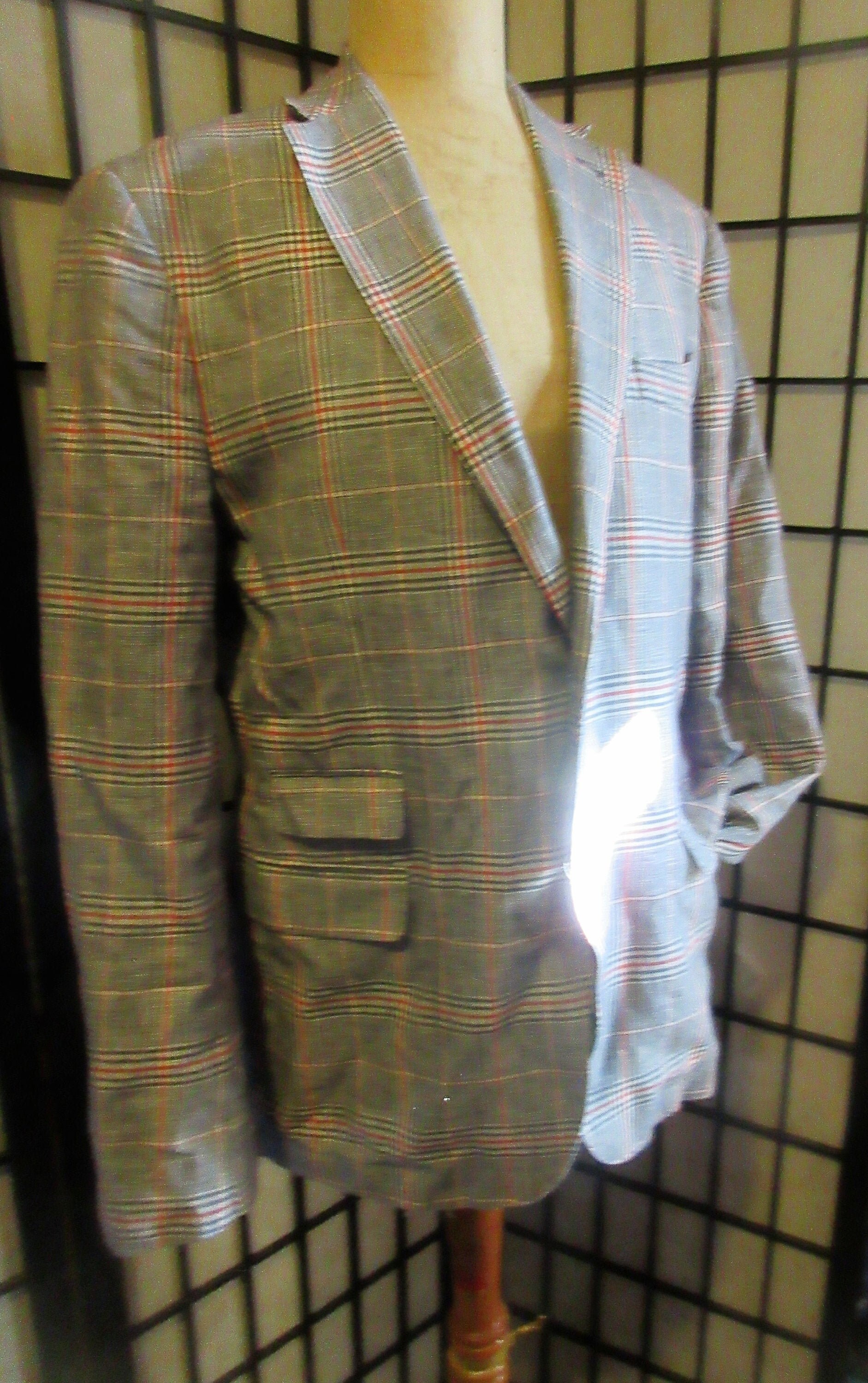 Men s Linen Blend Summer Blazer Sports Coat 44 Chest Small Check Blue White Red Made in Spain Classic Country Club. Super Condition Etsy Ireland