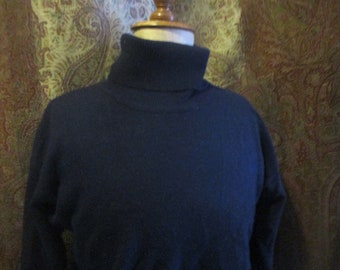 black merino wool turtleneck sweater, simple knit design, soft merino, upscale casual look, size large, excellent condition, classic look