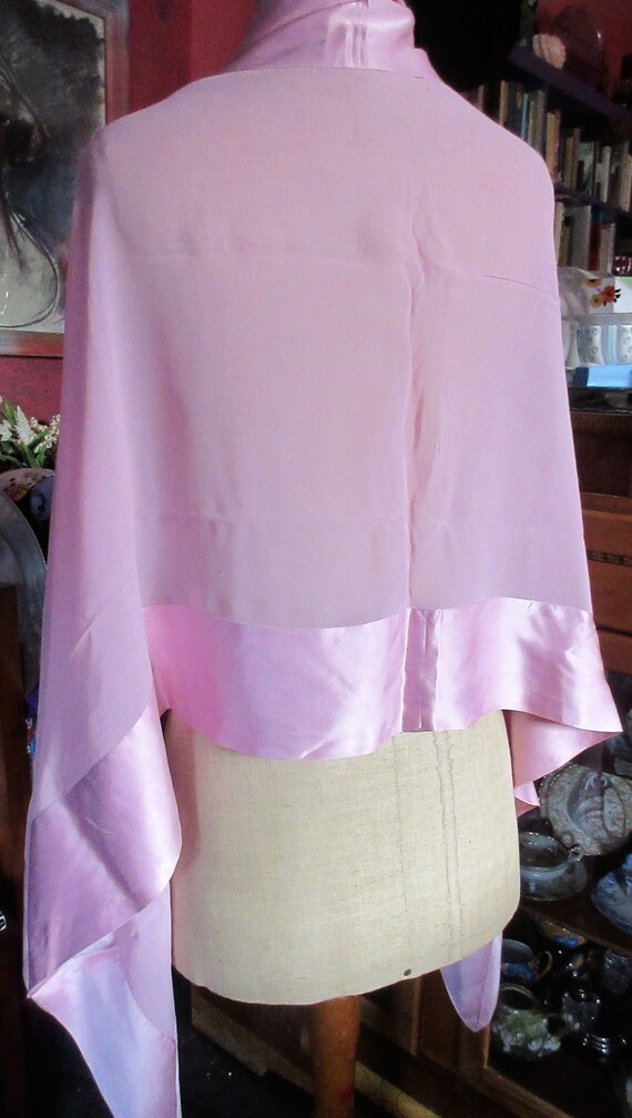 amazing and beautiful pink silk shawl, wrap, qual… - image 4