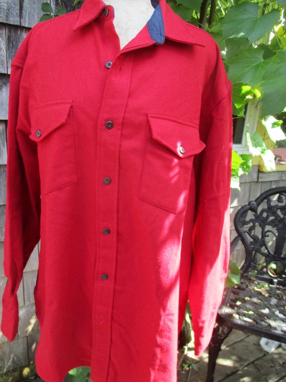 Gap sales red shirt