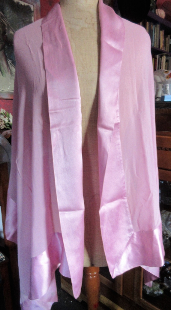 amazing and beautiful pink silk shawl, wrap, qual… - image 2