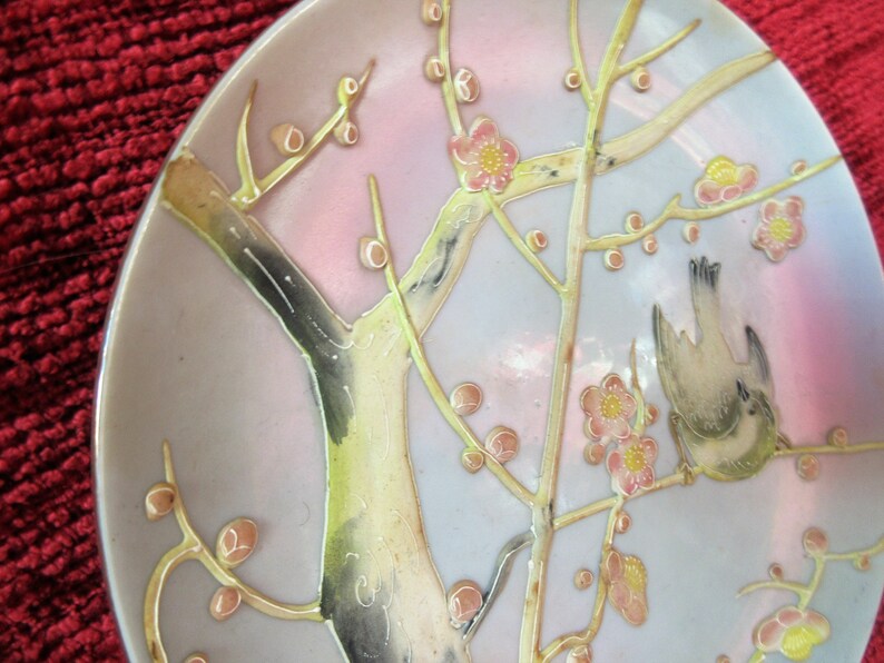 handpainted plate with bird on tree, moriage details, Asian styling, 50's vintage, Shaffordware, Japan, hangable, excellent condition image 4