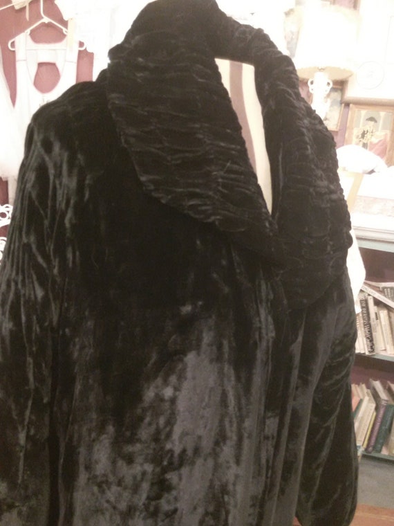 1920's/30s silk velvet opera coat, art deco style,
