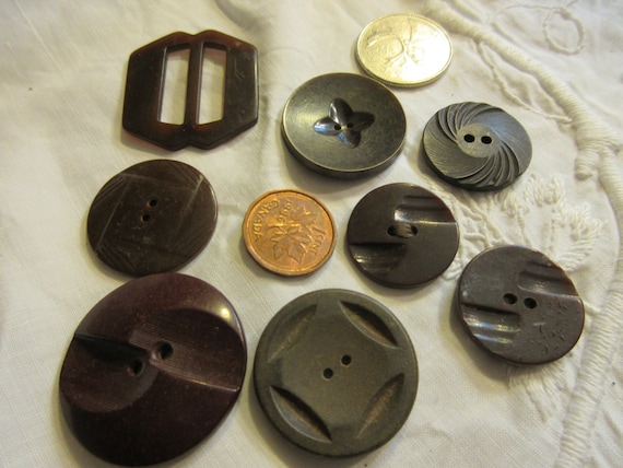 Host PICK! Rare Vintage Bakelite Buckles & Buttons Vintage | Accessories | Host Pick Rare Vintage Bakelite  main image 4