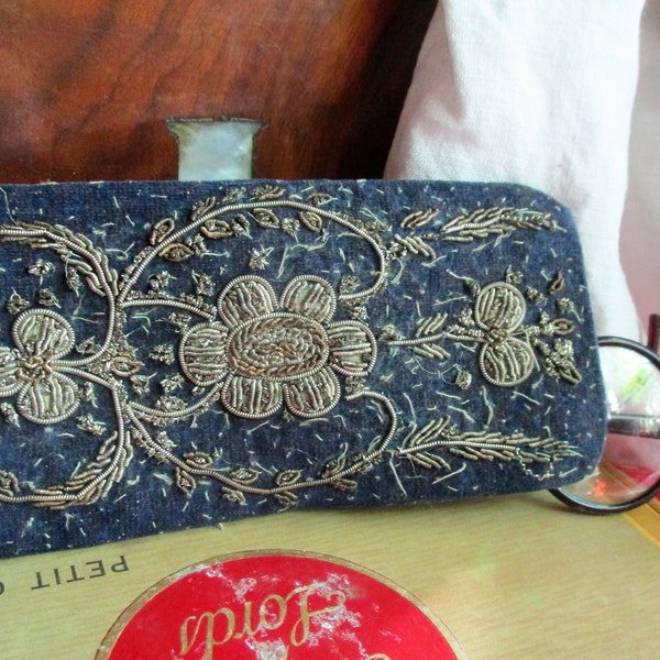 gold metallic embroidered eyeglass case, velvet fabric, 1920's antique, floral design, beautiful hand work, well loved, unusual find