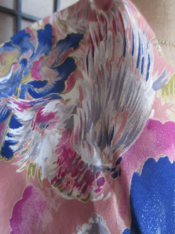floral large square scarf/shawl, 1940's rayon cre… - image 5