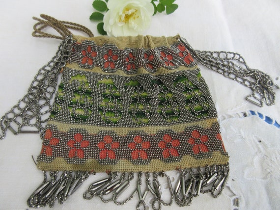 Edwardian micro beaded evening bag, silk knit bas… - image 1