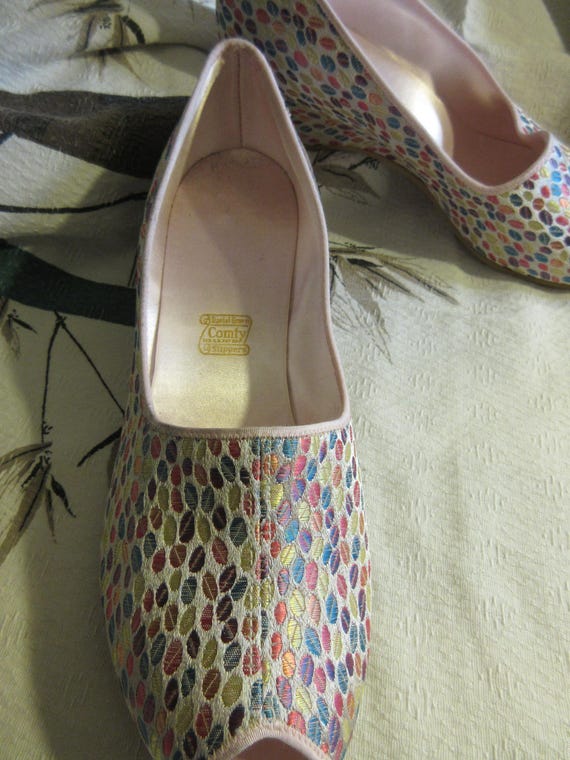 40's/50's vintage pastel satin slippers, open toe… - image 4