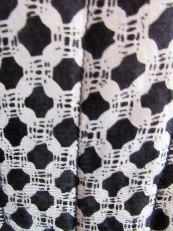 Black White Silk Cotton Blend Novelty 1025