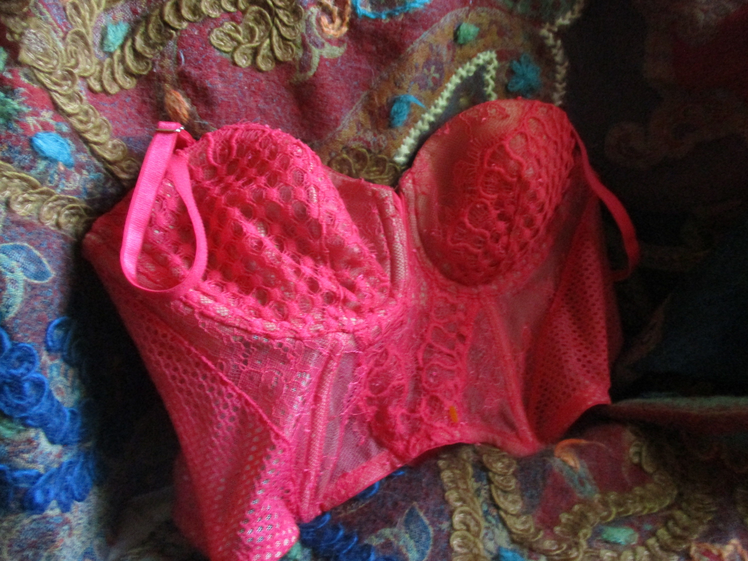 38B Vintage Victoria's Secret Very Sexy Red Lined Nylon Demi Bra VS 2000s  Y2K 