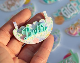 Placa con nombre Owala Freesip, nombre personalizado, cerezas, floral, cottagecore, festoneado, pastel, 16/19/24/32/40, etiqueta para botella de agua, regreso a clases, para niños
