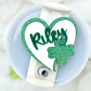 St Patrick&#39;s Day Four Leaf Clover Heart Stanley Name Plates Lid Toppers Cup Accessories Personalized Tag Tumbler 40 30 20 oz Green Holiday