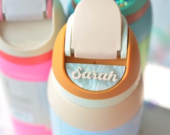 Placa con nombre Owala Freesip, nombre personalizado con brillo, colores sólidos, 16/19/24/32/40 oz. Accesorio personalizado para botella de agua Owala. Etiqueta de nombre para la vuelta al cole.