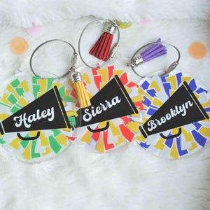Cheer Team Gifts, Personalized Cheerleader Keychains,  Custon Cheer Team Bag Tag, Sports Keychain, Cute Cheer Gift, Gift for Daugther, Teen