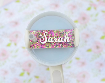 Stanley Name Plates Deckel Toppers Tassenzubehör Personalisierte Namensschild für Stanley Deckelbecher Namensschild, 40 oder 30 oz Glitter Cursive