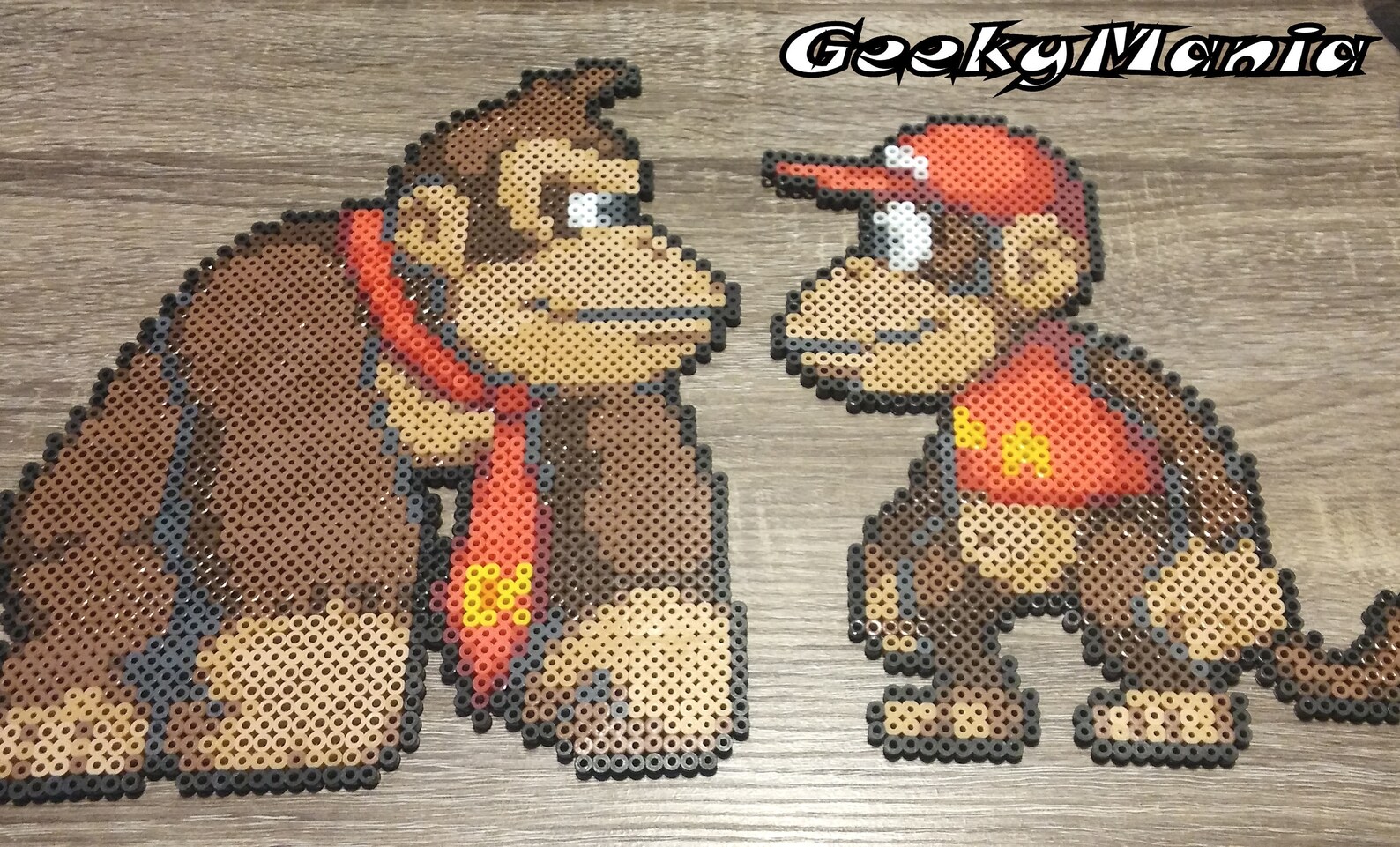 Super Mario Bros Donkey Kong et Diddy Kong Perler Beads image 0.