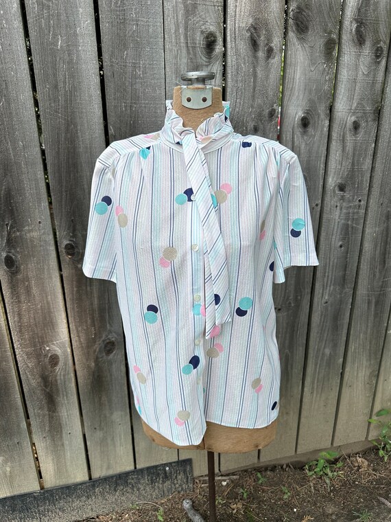 Vintage breezy polyester patterned button up shirt - image 1