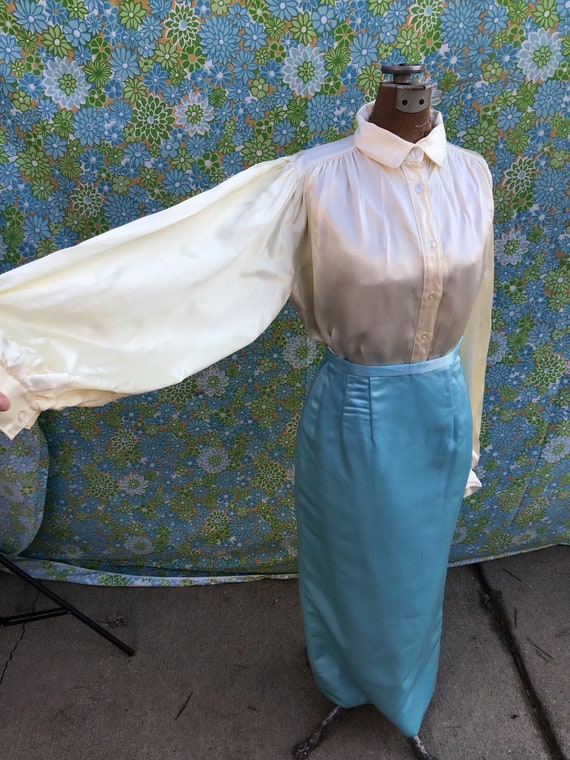 1960s Satin balloon sleeve top - image 3