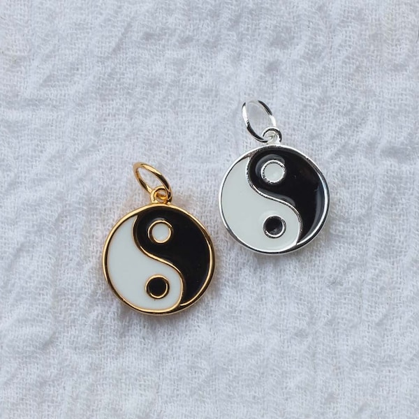 Yin yang black and white enamel charm, .925 sterling yin yang pendant, 18k gold plated yin yang pendant, yin yang pendant, CH62