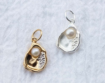 Oyster with freshwater pearl charm, .925 sterling oyster pendant, 18k gold plated oyster pendant with freshwater pearl, CH67