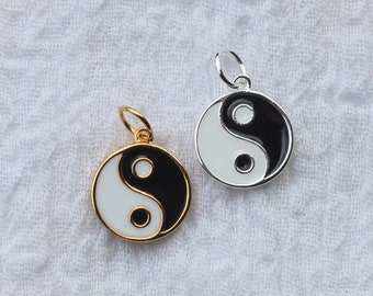 Yin yang black and white enamel charm, .925 sterling yin yang pendant, 18k gold plated yin yang pendant, yin yang pendant, CH62