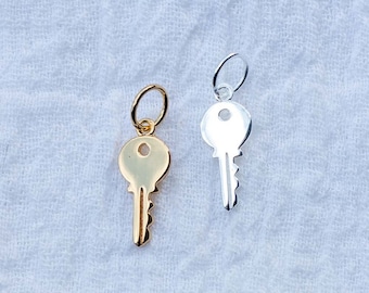 Key charm, .925 sterling key pendant, 18k gold plated key pendant, key pendant, bulk charms, wholesale charms, wholesale pendants, CH73