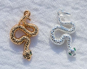 Snake charm, .925 sterling snake pendant, 18k gold plated snake pendant, snake pendant with green eyes charm, CH48