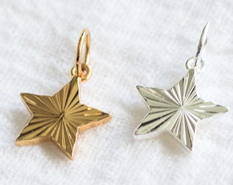 Fluted star charm, .925 sterling Fluted star charm pendant, 18k gold plated Fluted star pendant, CH85