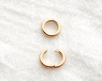 7.6mm plain circle charm enhancer, 18k gold plated, holder for necklace, circle charm holder, bulk jewelry supplies, wholesale jewelry, F20