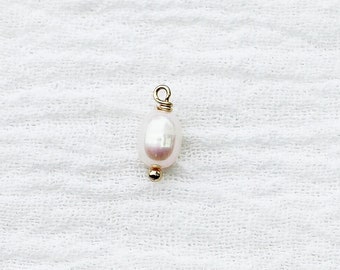 Freshwater pearl gold filled charm, seed shape pearl charm, white freshwater pearl charm, wholesale jewelry supplies, CH109