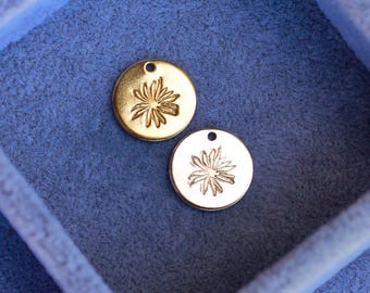 12.7mm sunflower pendant, sunflower necklace pendant, sunflower charm bulk wholesale, sunflower disc pendant, CH144