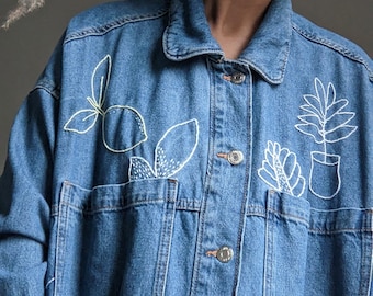 Veste jean oversize brodée à la main