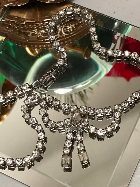Bow Tie Rhinestone Necklace