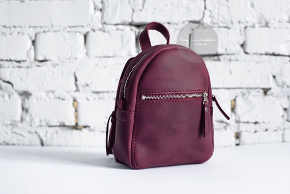 vintage leather backpack womens