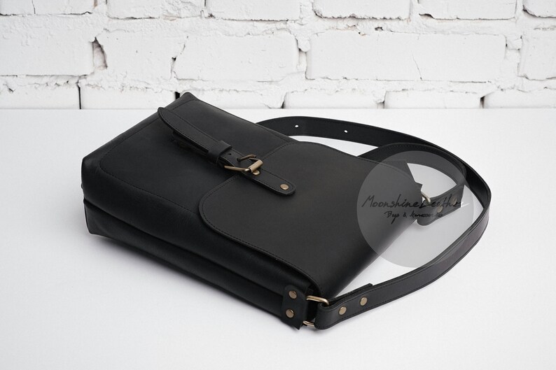 LEATHER MESSENGER BAG Leather Crossbody Bag Small Messenger Etsy