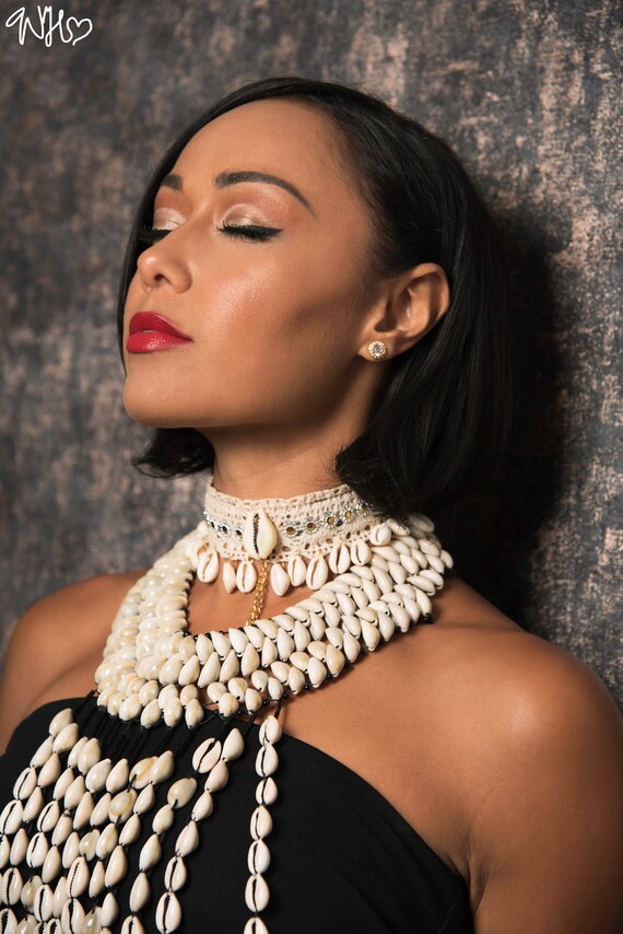 KAURISHELL NECKLACE SET