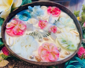 Tropical Coconut Candle in Reusable Coconut Shell Bowl: Maui Made