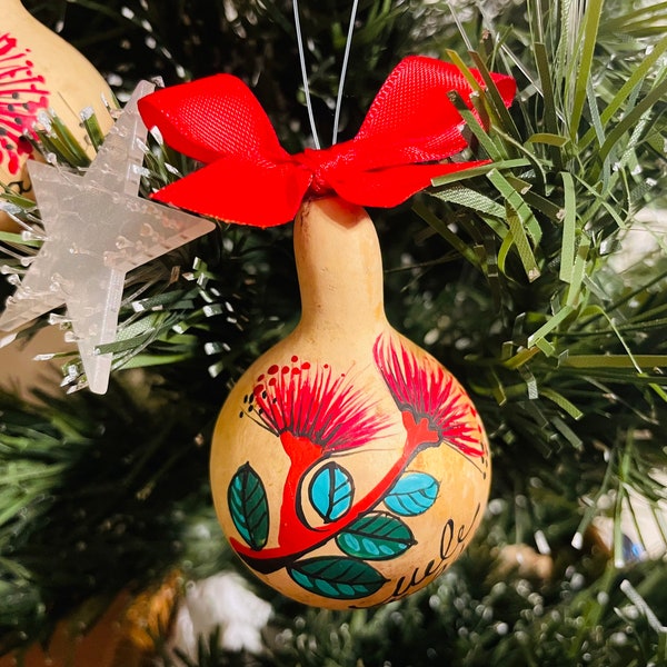 Hand painted Ohi’a Lehua flower Gourd Ornament•Personalized Christmas ornament•Tropical Christmas ornament•Rustic Christmas ornament