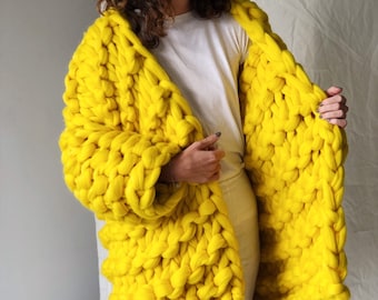 Women's Hand Knitted Chunky Oversized Cardigan