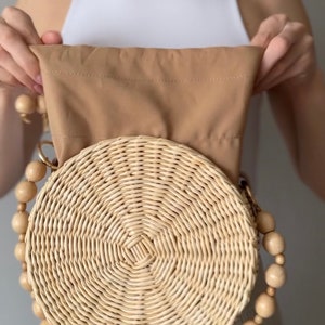 Wicker Round Straw Bag, Woven Circle Crossbody Summer Handbag with Wooden Beads image 5