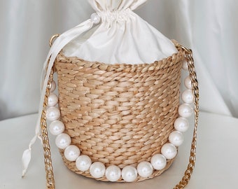 Womens Straw Bucket Bag, Beaded Straw Bag, Round Straw Handbag Pearl Handle